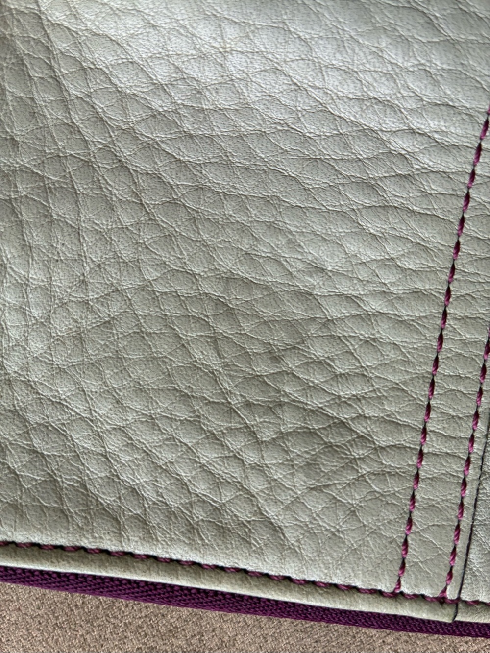 Coach Cream Leather Wristlet with purple Stitching, Lining and Zip - Picture 3 of 5